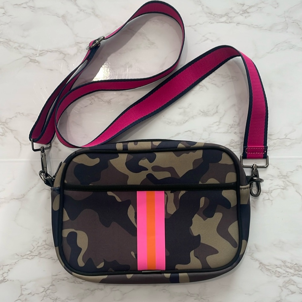Cross-body camouflage bag NWOT